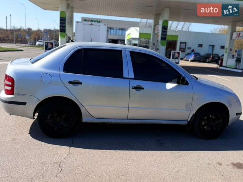 Седан Skoda Fabia 2003 в Бердичеві