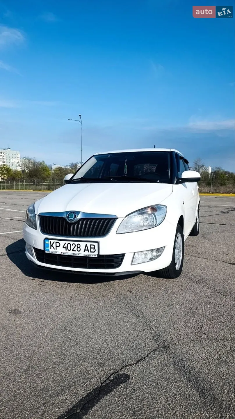 2012 Skoda Fabia - мініатюра 8