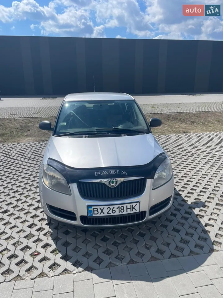 2010 Skoda Fabia - мініатюра 17