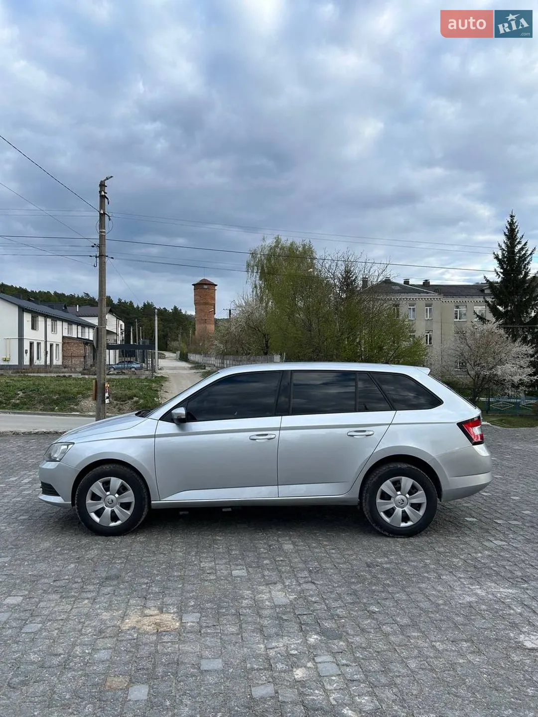 2015 Skoda Fabia - мініатюра 3