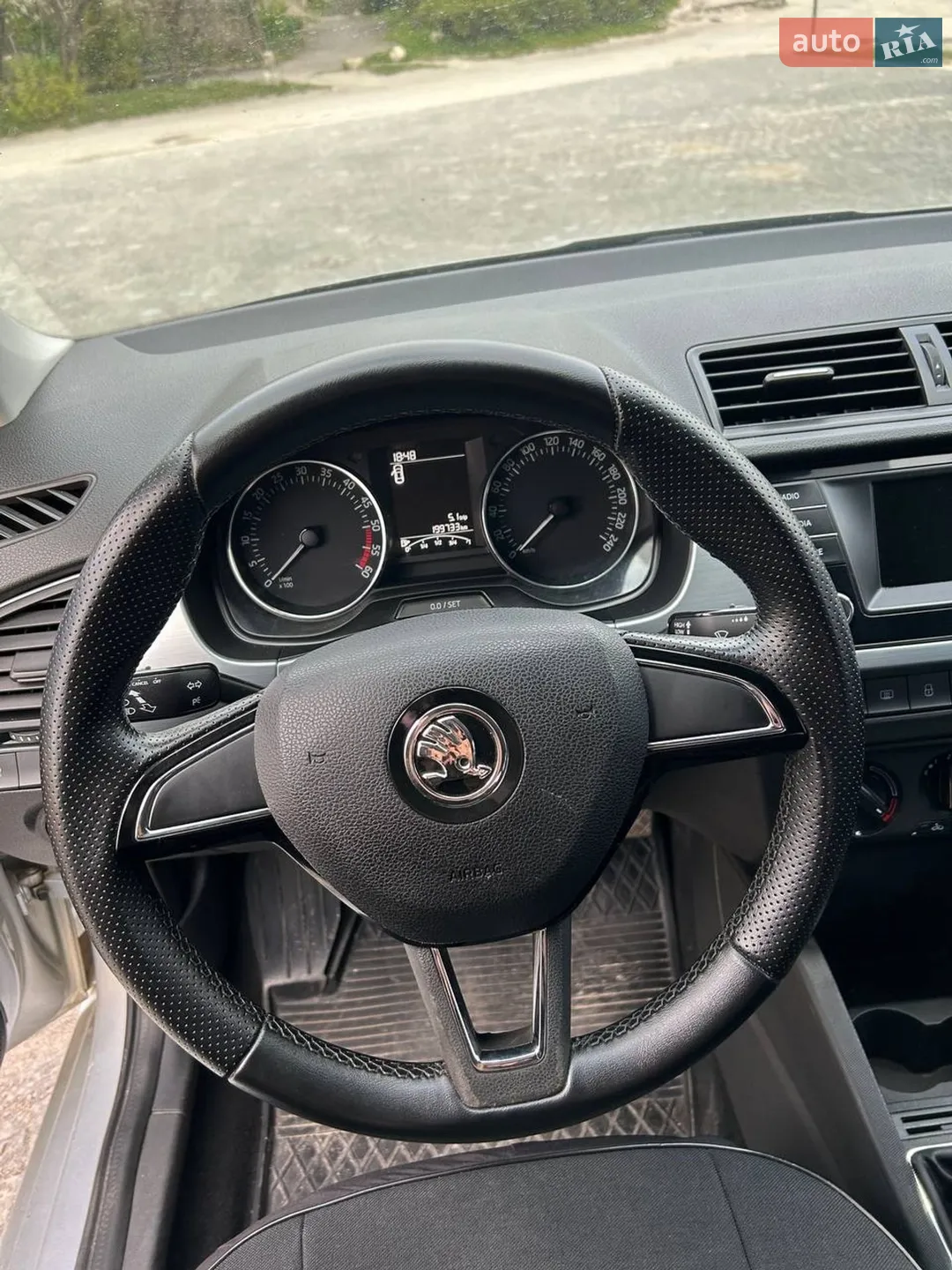 2015 Skoda Fabia - мініатюра 8