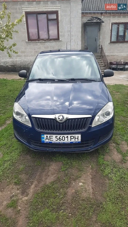 2013 Skoda Fabia - мініатюра 12