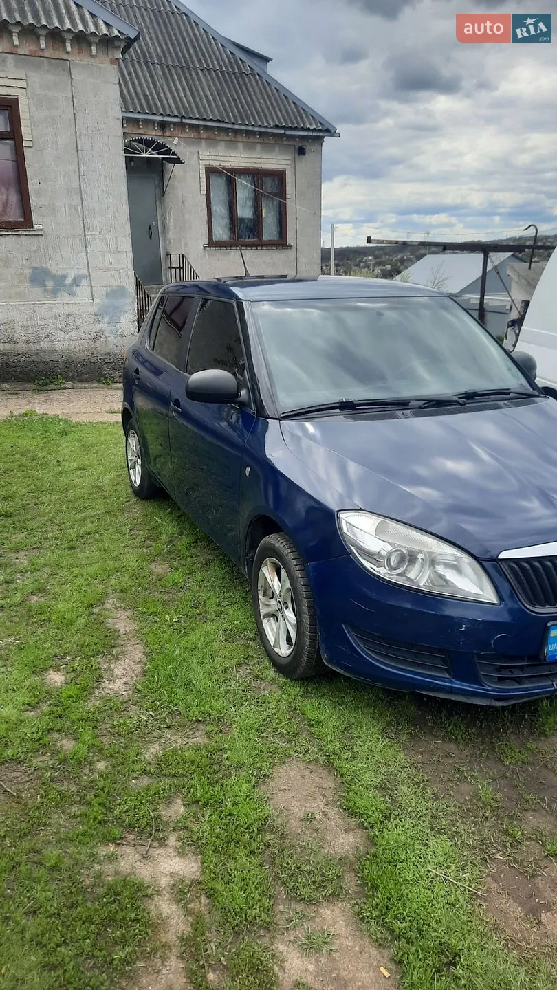 2014 Skoda Fabia - мініатюра 3