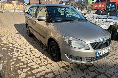 Универсал Skoda Fabia 2012 в Ровно