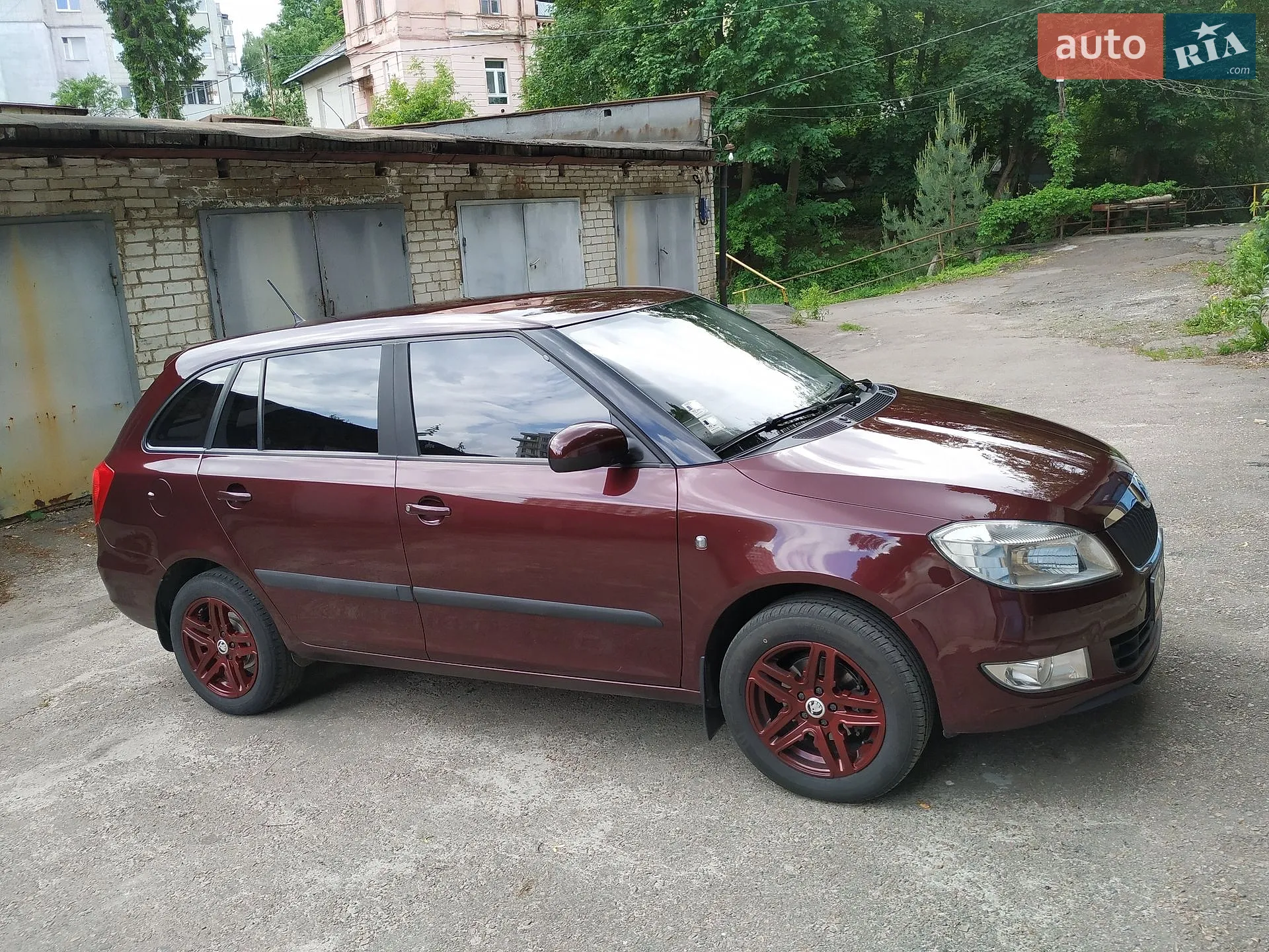 2011 Skoda Fabia - мініатюра 4