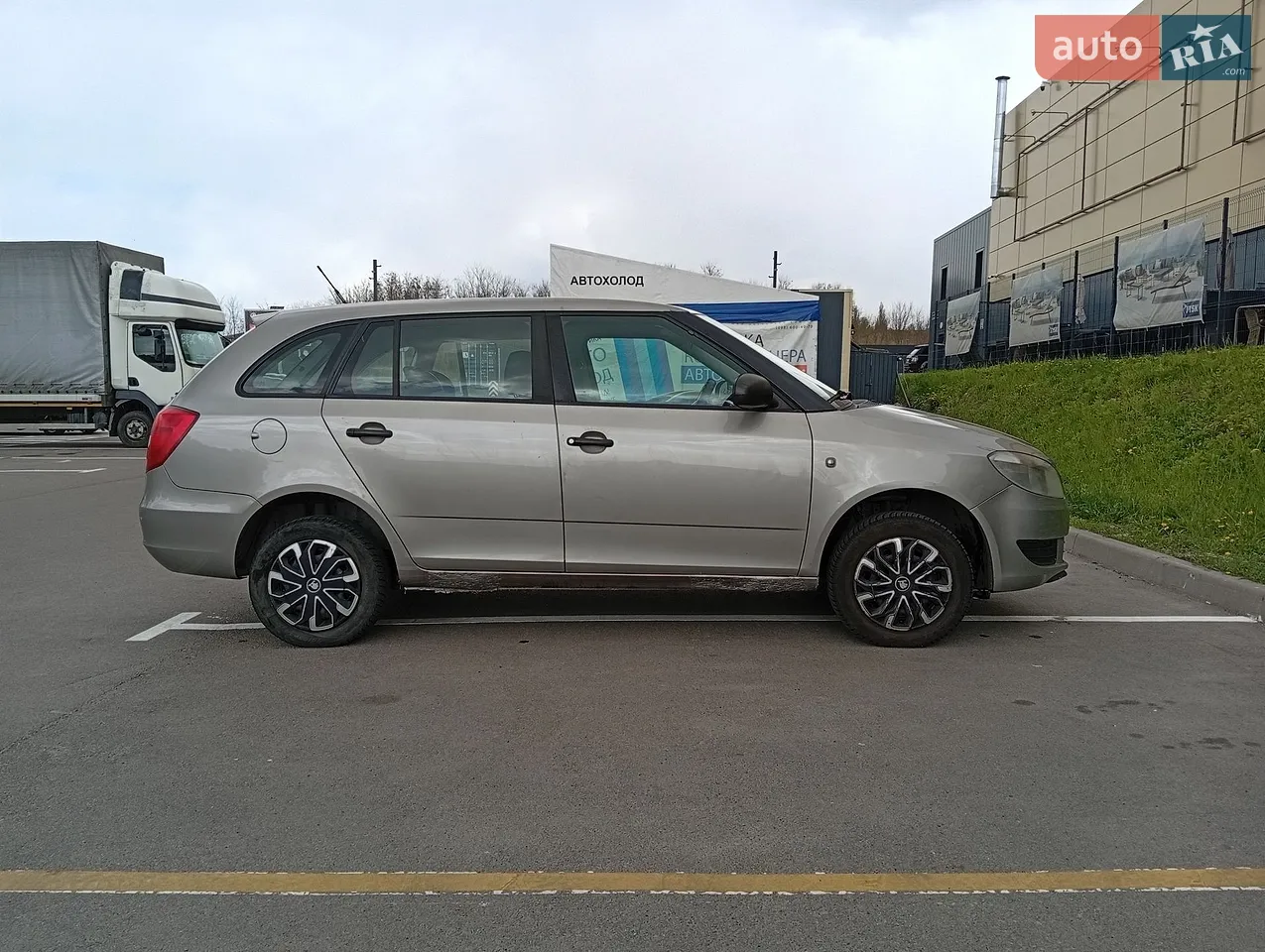 2010 Skoda Fabia - мініатюра 17
