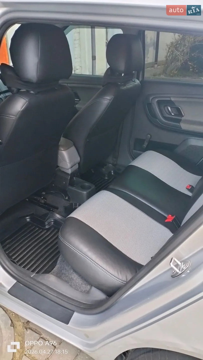 2012 Skoda Fabia - мініатюра 8