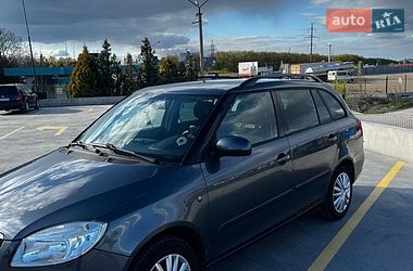 Універсал Skoda Fabia 2008 в Тернополі