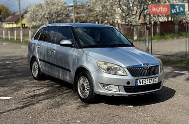 Универсал Skoda Fabia 2010 в Киеве