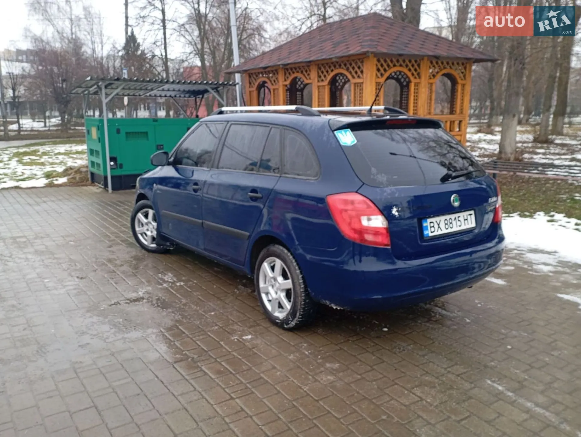 2011 Skoda Fabia - мініатюра 2