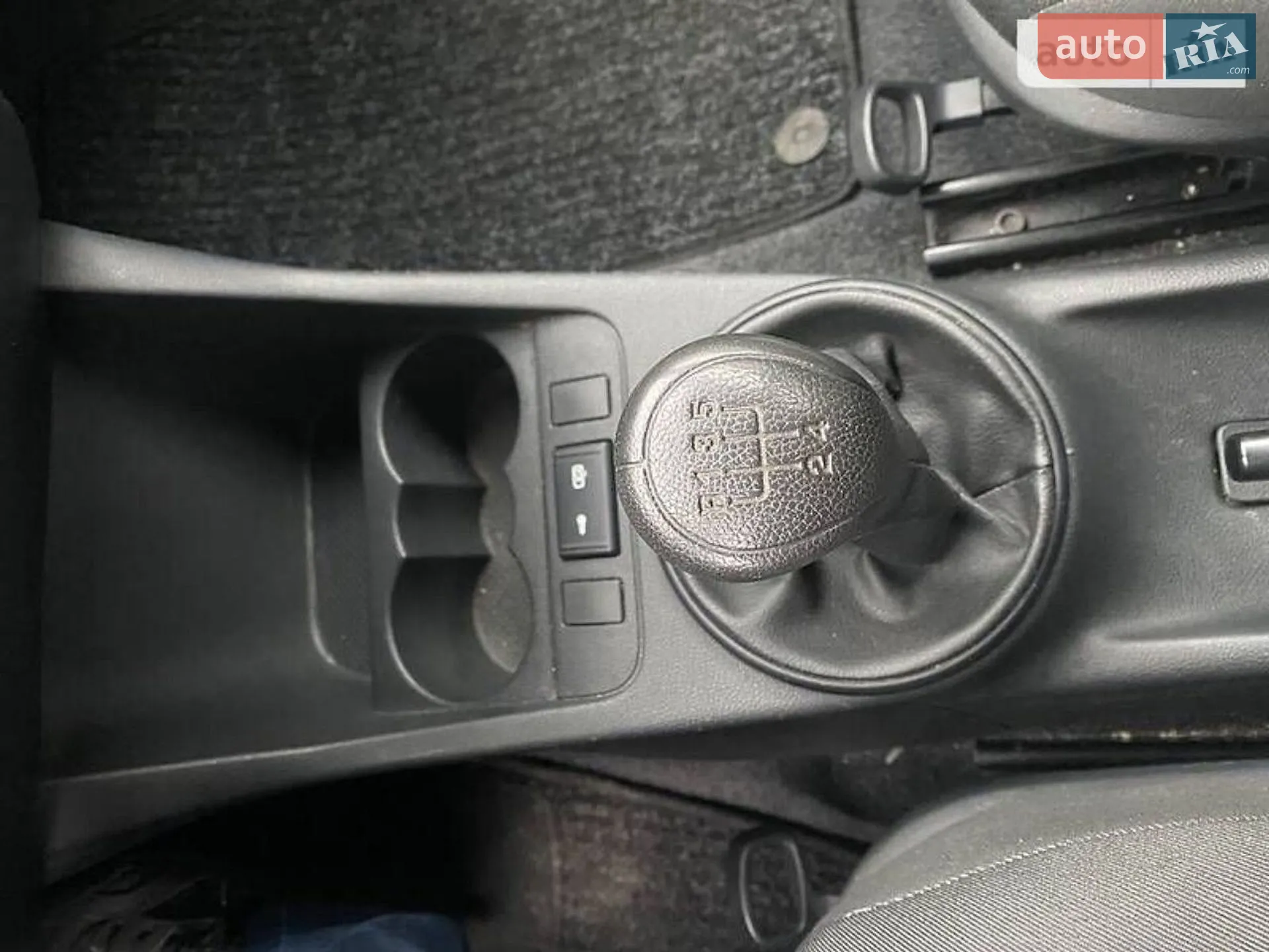 2010 Skoda Fabia - мініатюра 20