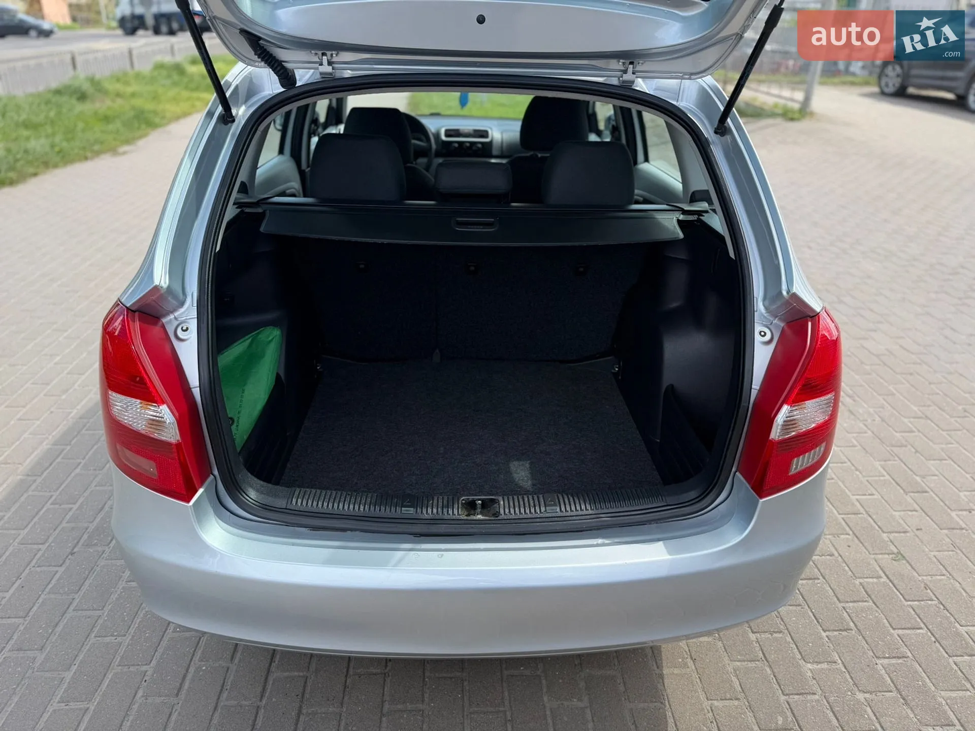 2010 Skoda Fabia - мініатюра 38