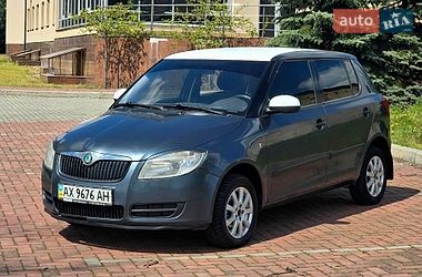 Хэтчбек Skoda Fabia 2007 в Харькове