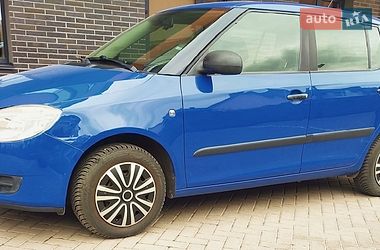 Хэтчбек Skoda Fabia 2009 в Ровно