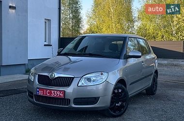 Хэтчбек Skoda Fabia 2009 в Седлище