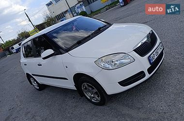 Хэтчбек Skoda Fabia 2008 в Запорожье