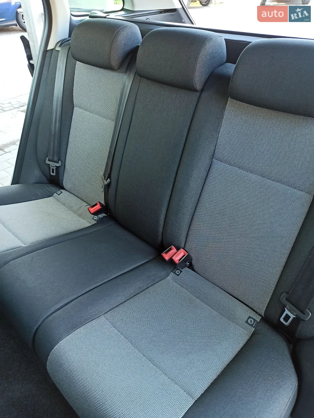 2011 Skoda Fabia - мініатюра 18