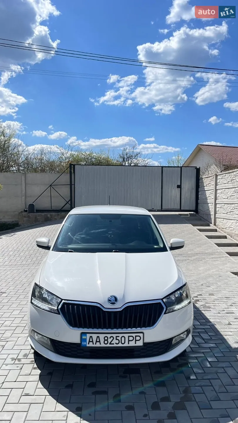 2019 Skoda Fabia - мініатюра 3