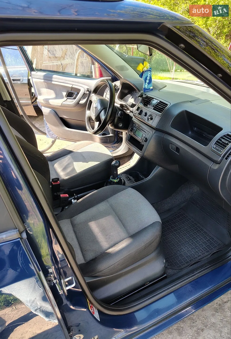 2012 Skoda Fabia - мініатюра 6