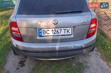 Хетчбек Skoda Fabia 2006 в Пустомитах