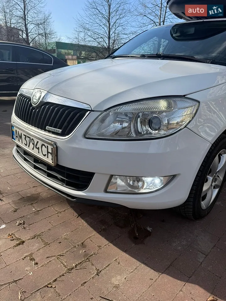 2012 Skoda Fabia - мініатюра 19