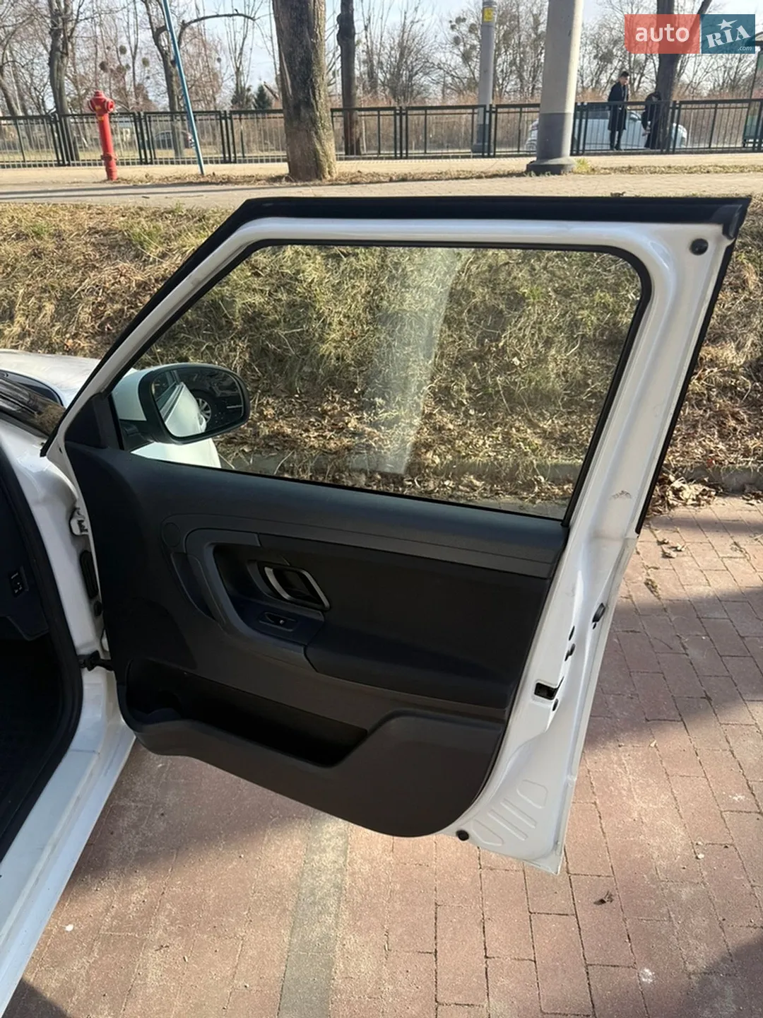 2011 Skoda Fabia - мініатюра 10