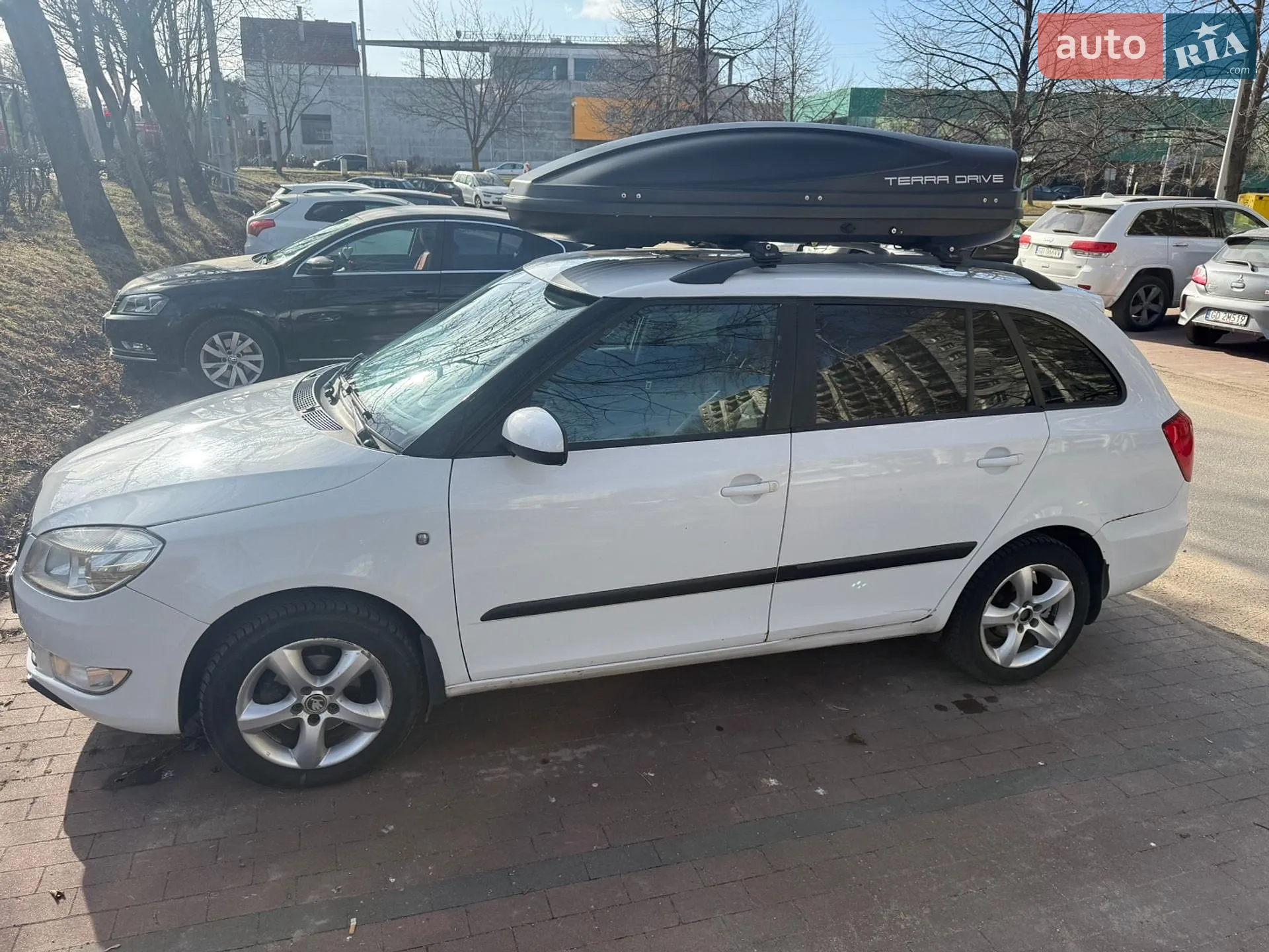 2011 Skoda Fabia - мініатюра 27