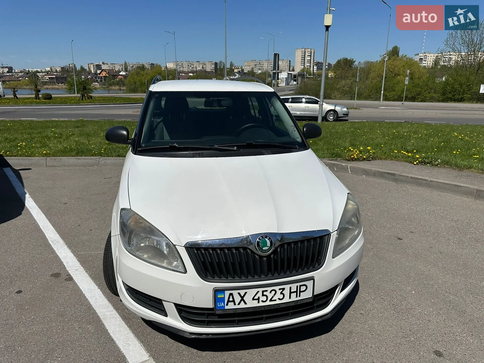 2011 Skoda Fabia - мініатюра 5