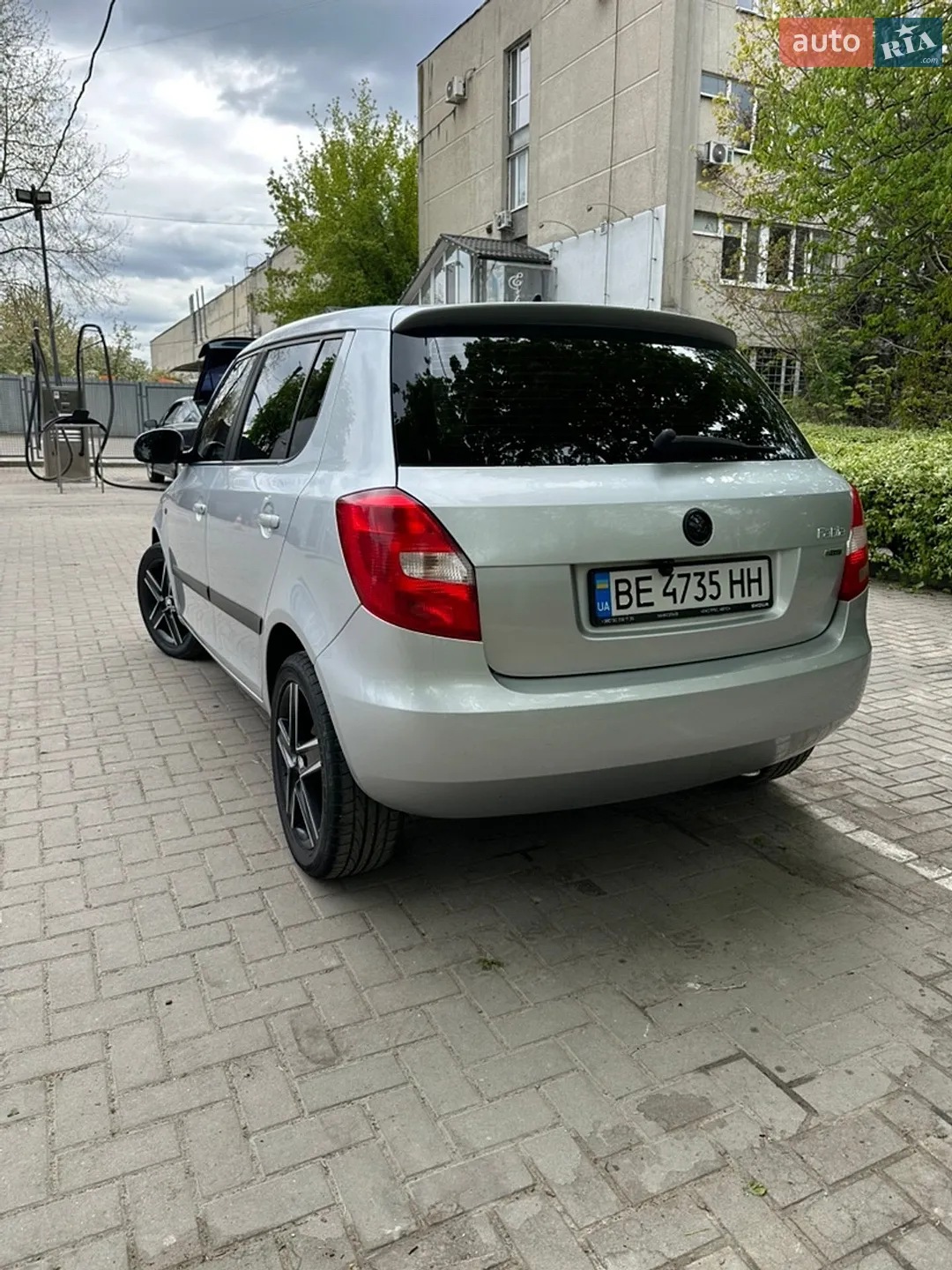 2011 Skoda Fabia - мініатюра 3