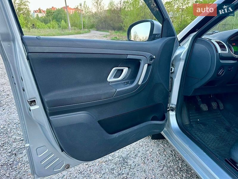 Хэтчбек Skoda Fabia 2010 в Сумах фото 30 Хэтчбек Skoda Fabia 2010 в Сумах