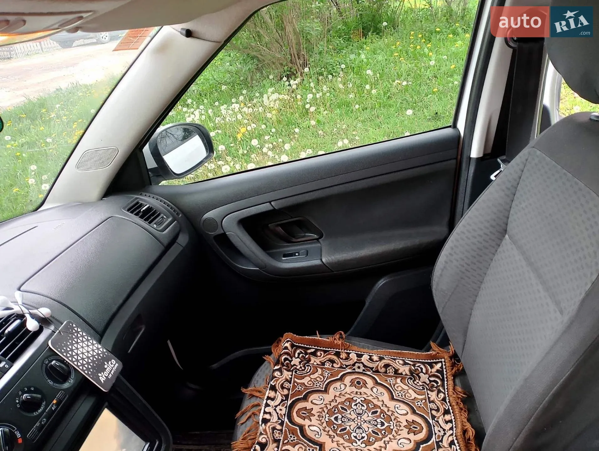 2010 Skoda Fabia - мініатюра 22