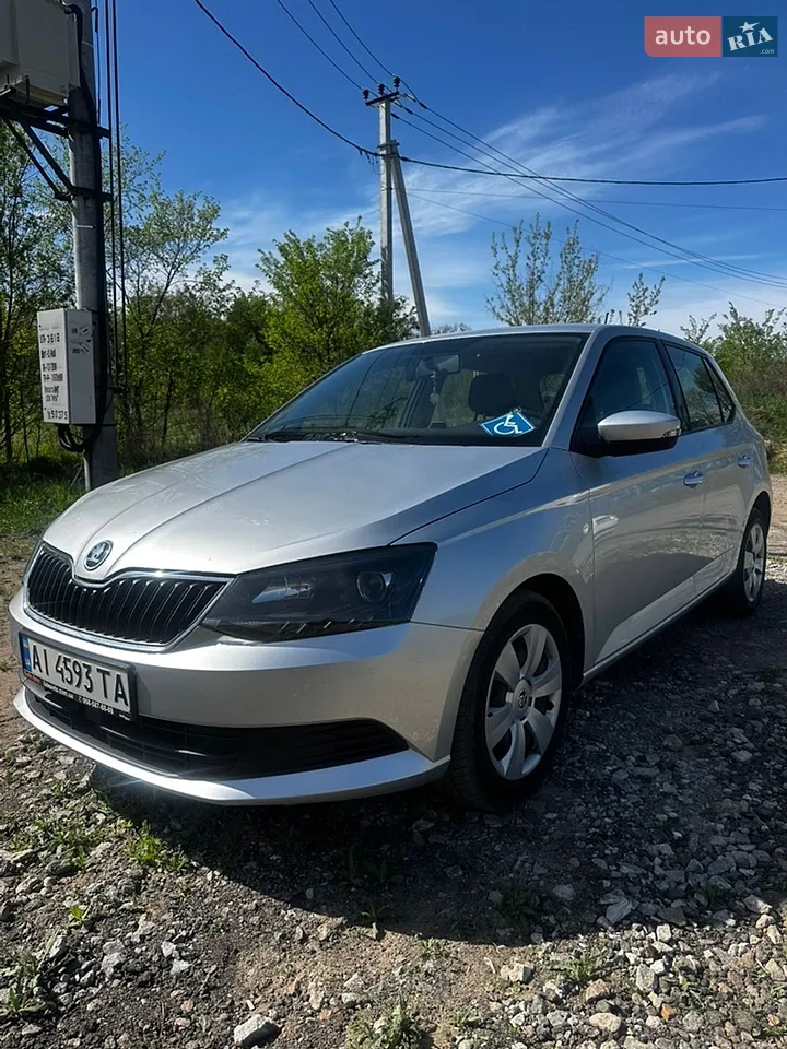 2015 Skoda Fabia - мініатюра 16