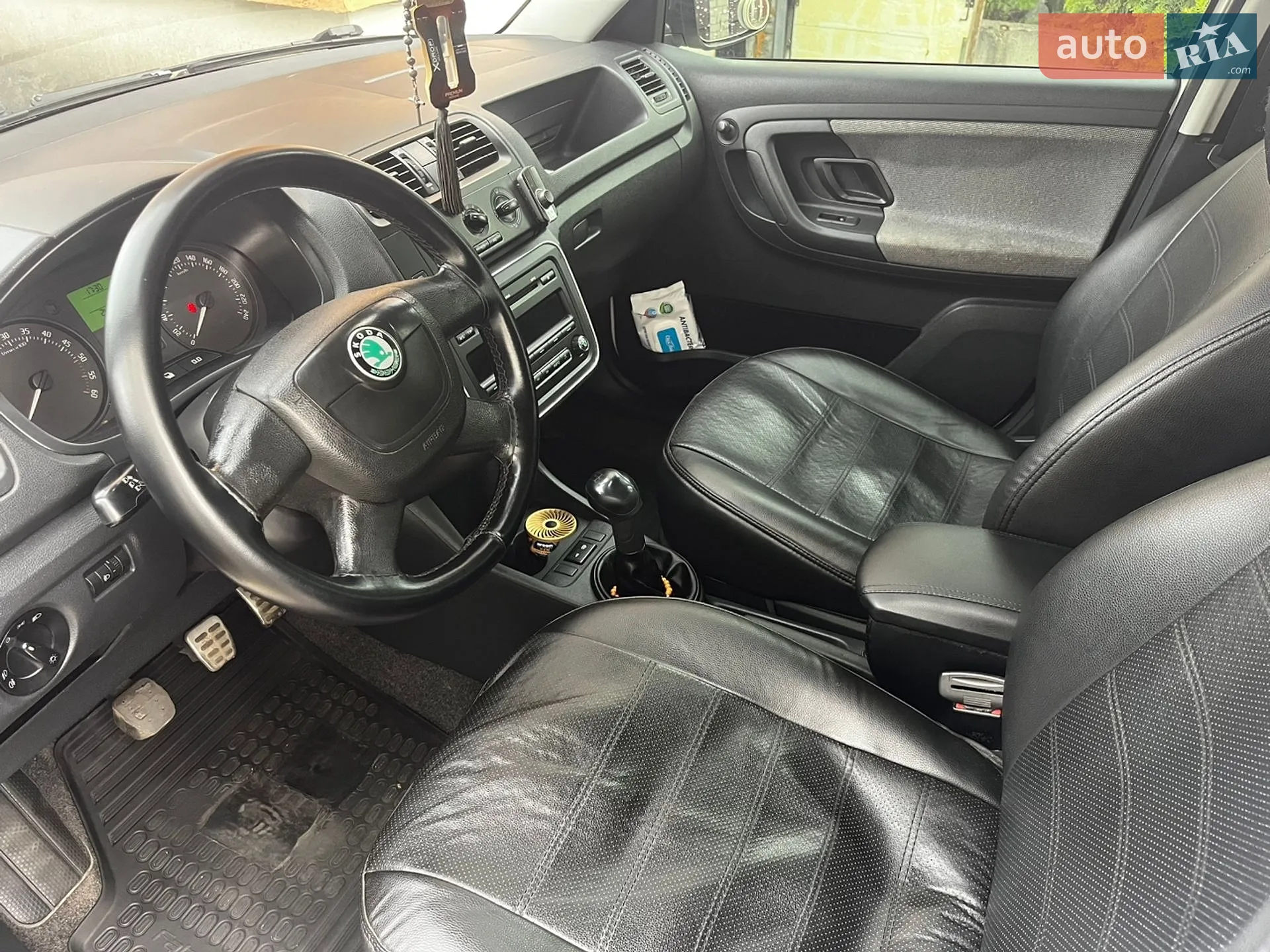 2012 Skoda Fabia - мініатюра 7
