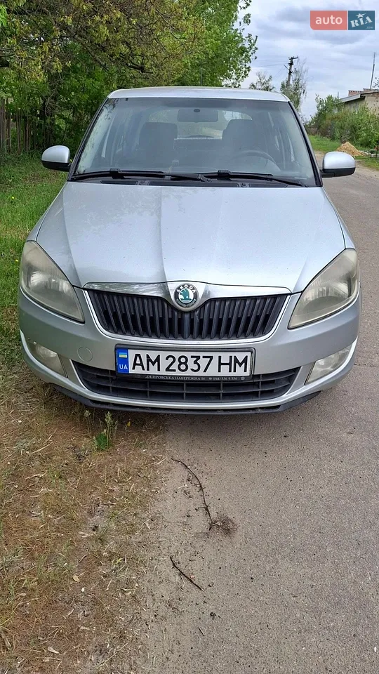 2012 Skoda Fabia - мініатюра 14