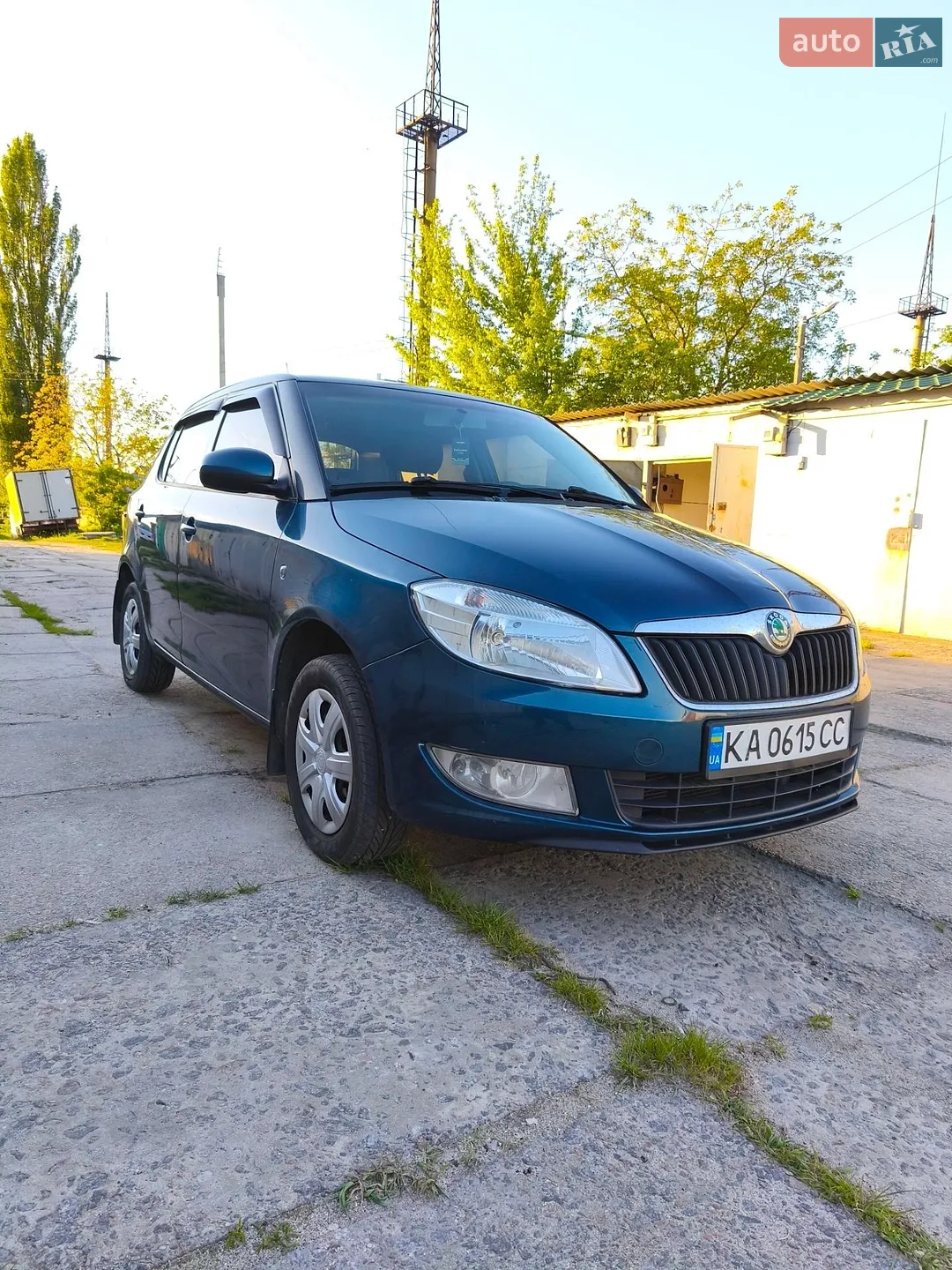 2011 Skoda Fabia - мініатюра 3