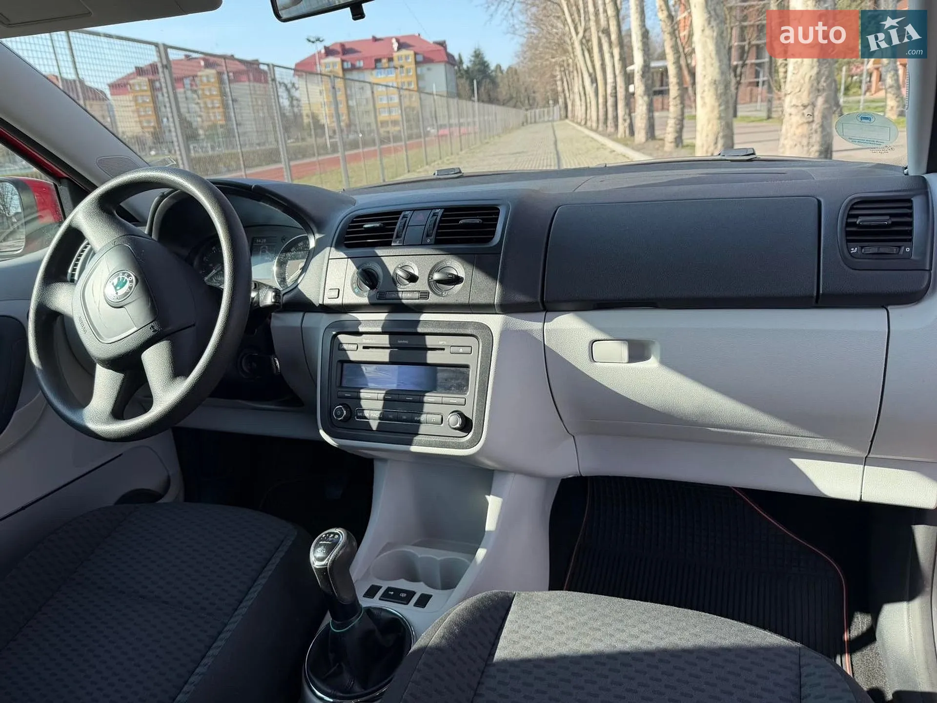 2010 Skoda Fabia - мініатюра 14