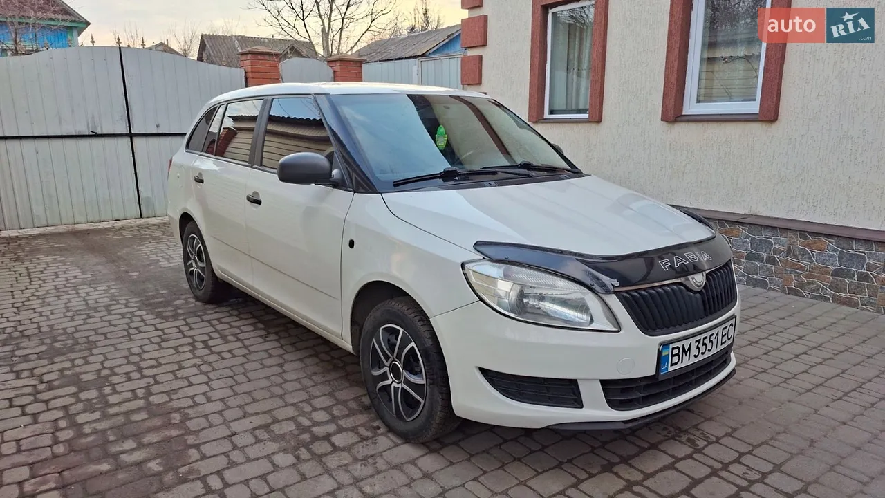 2010 Skoda Fabia - мініатюра 25
