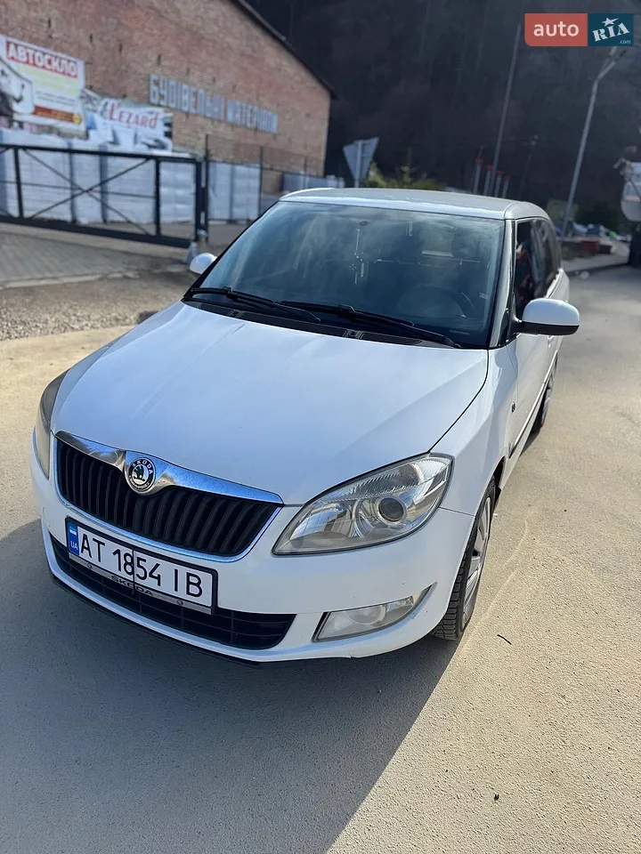 2010 Skoda Fabia - мініатюра 13