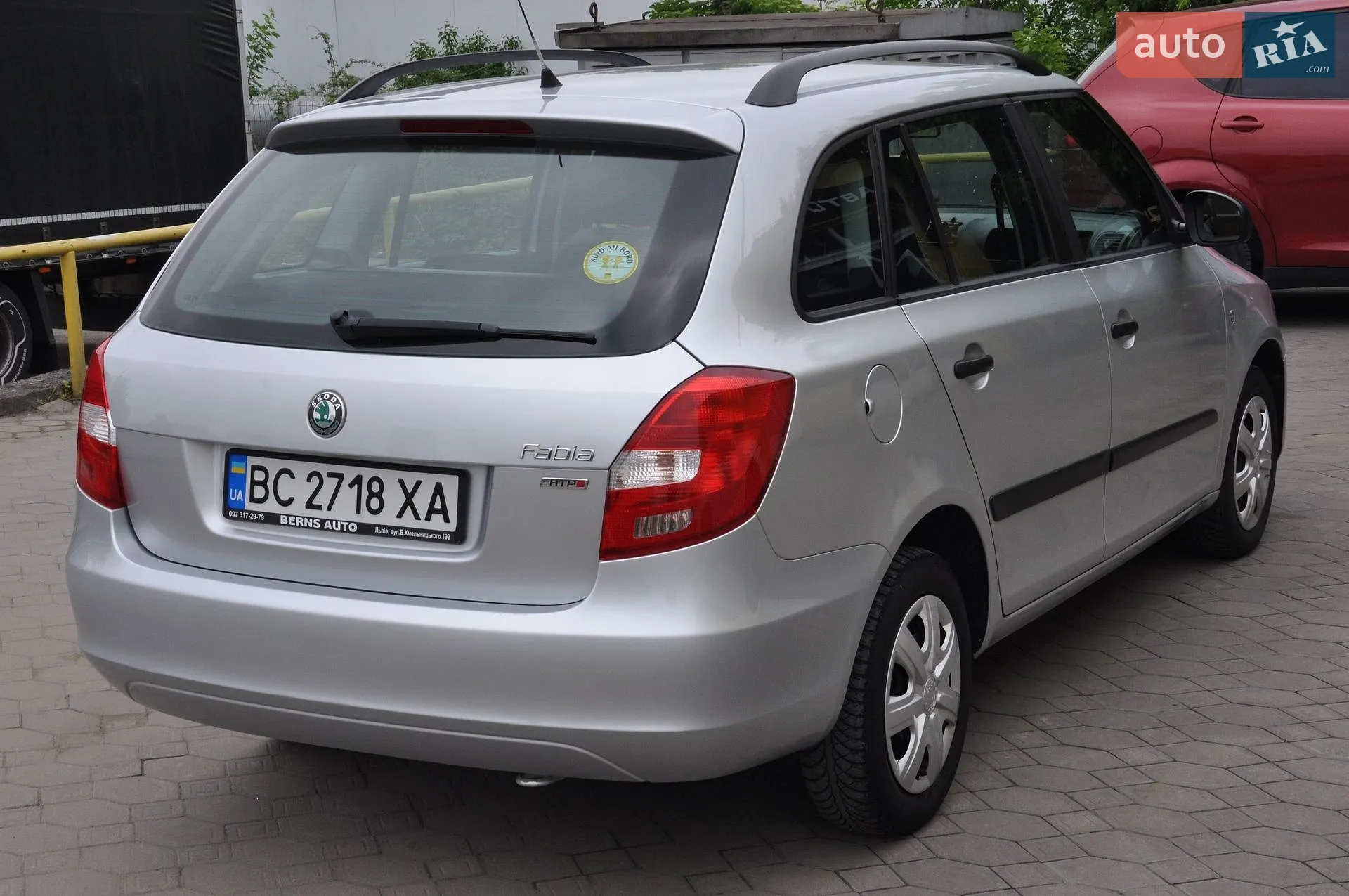 2011 Skoda Fabia - мініатюра 10