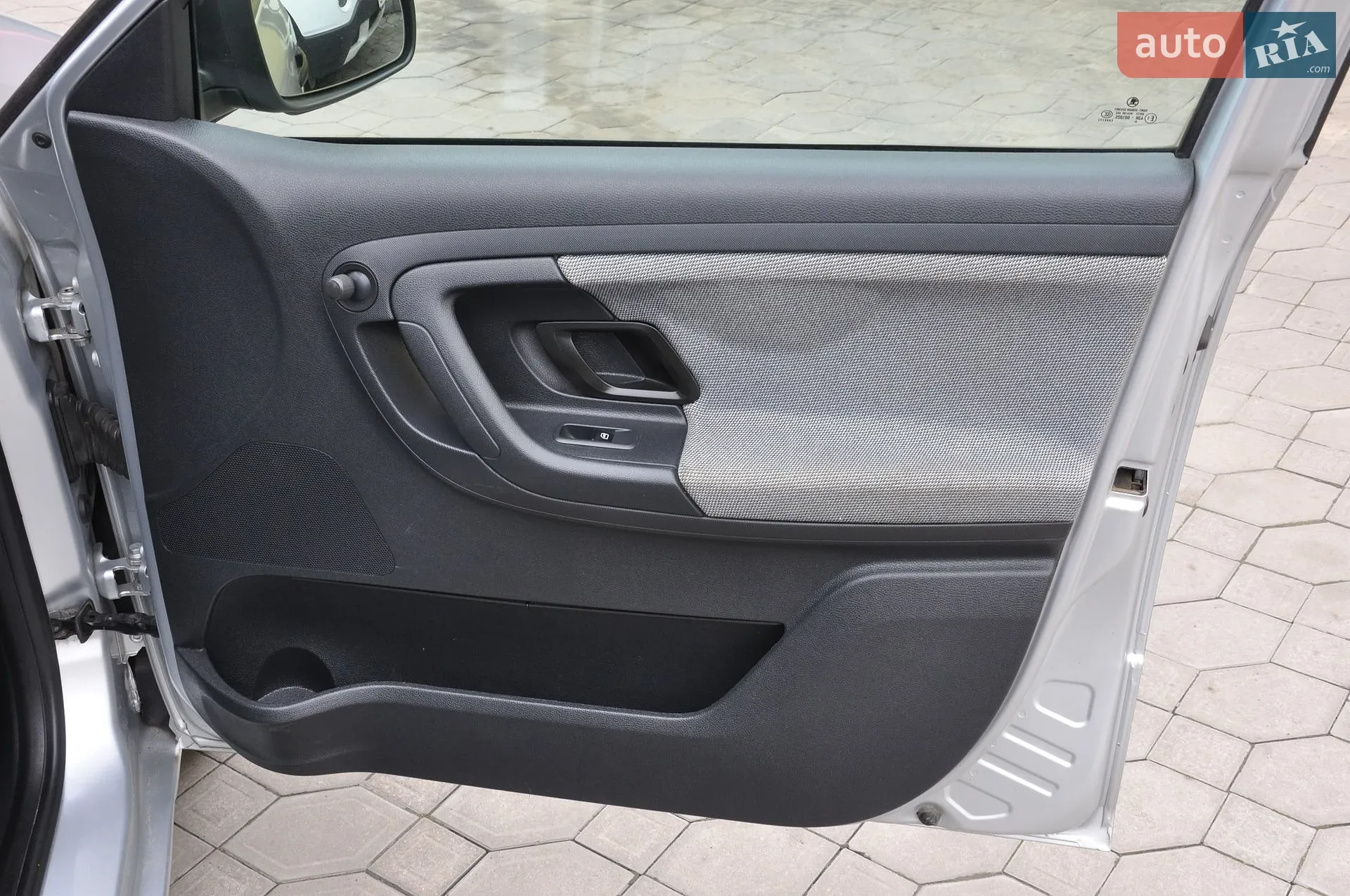 2011 Skoda Fabia - мініатюра 31