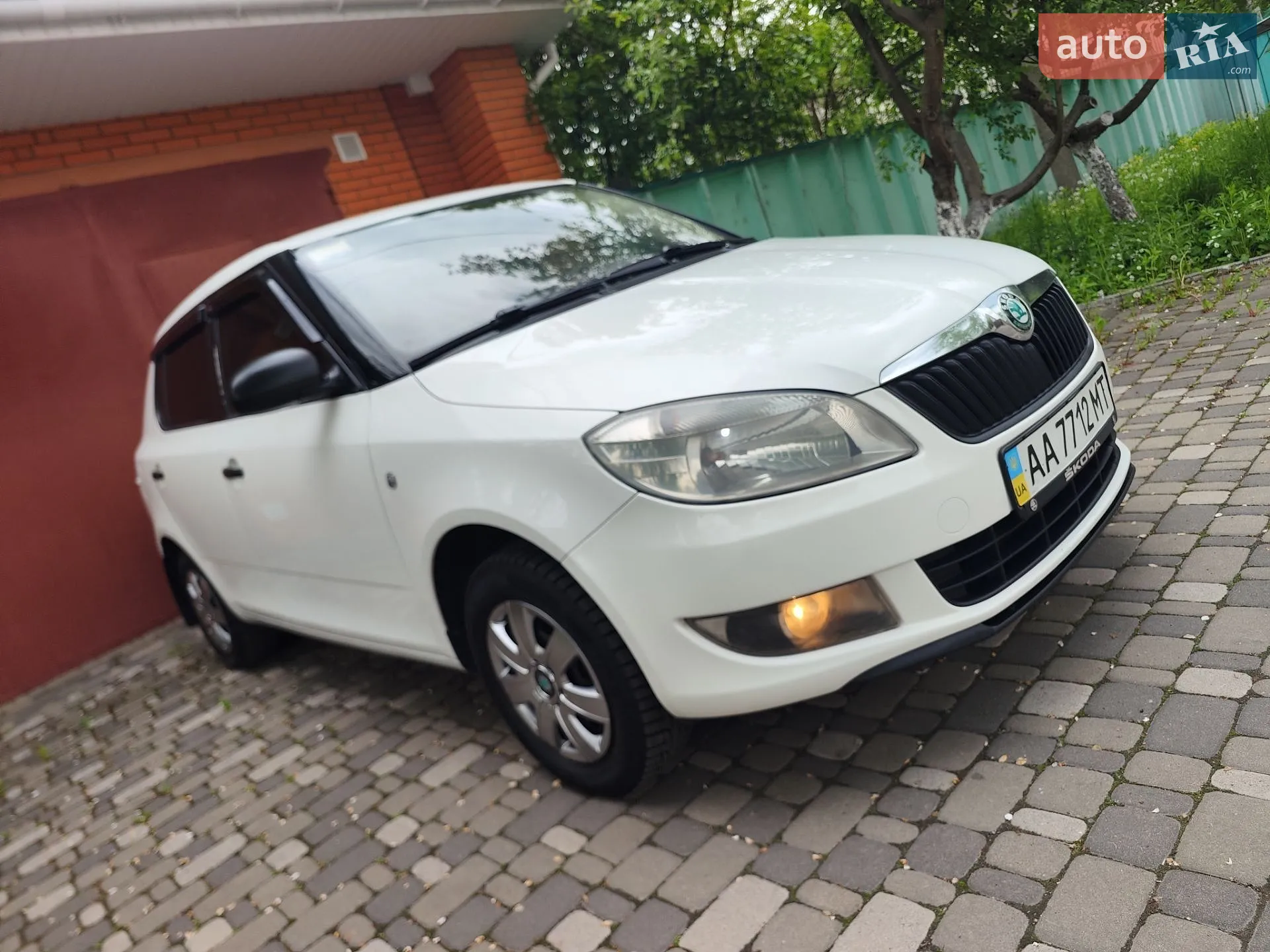 2011 Skoda Fabia - мініатюра 14