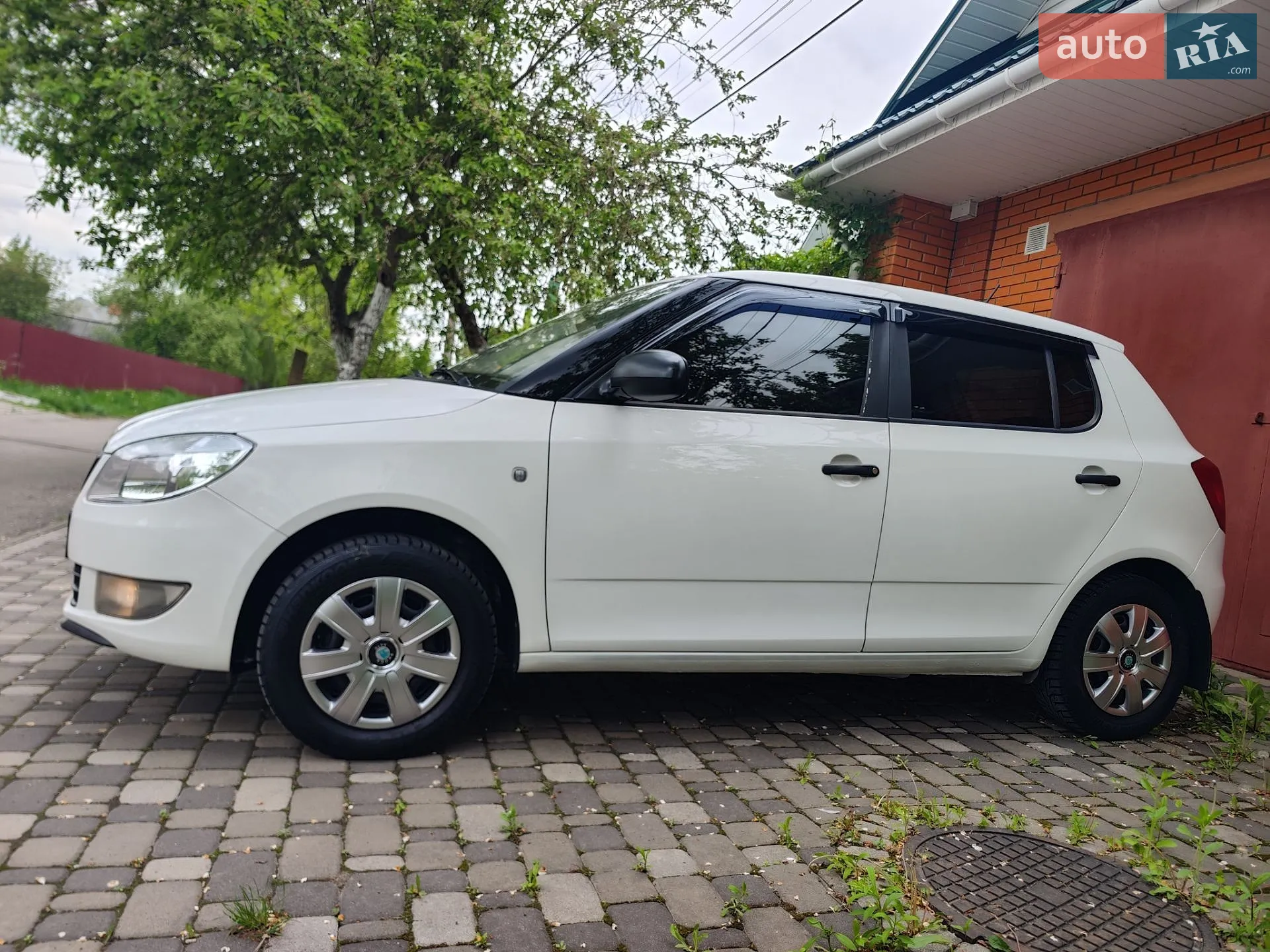 2011 Skoda Fabia - мініатюра 4