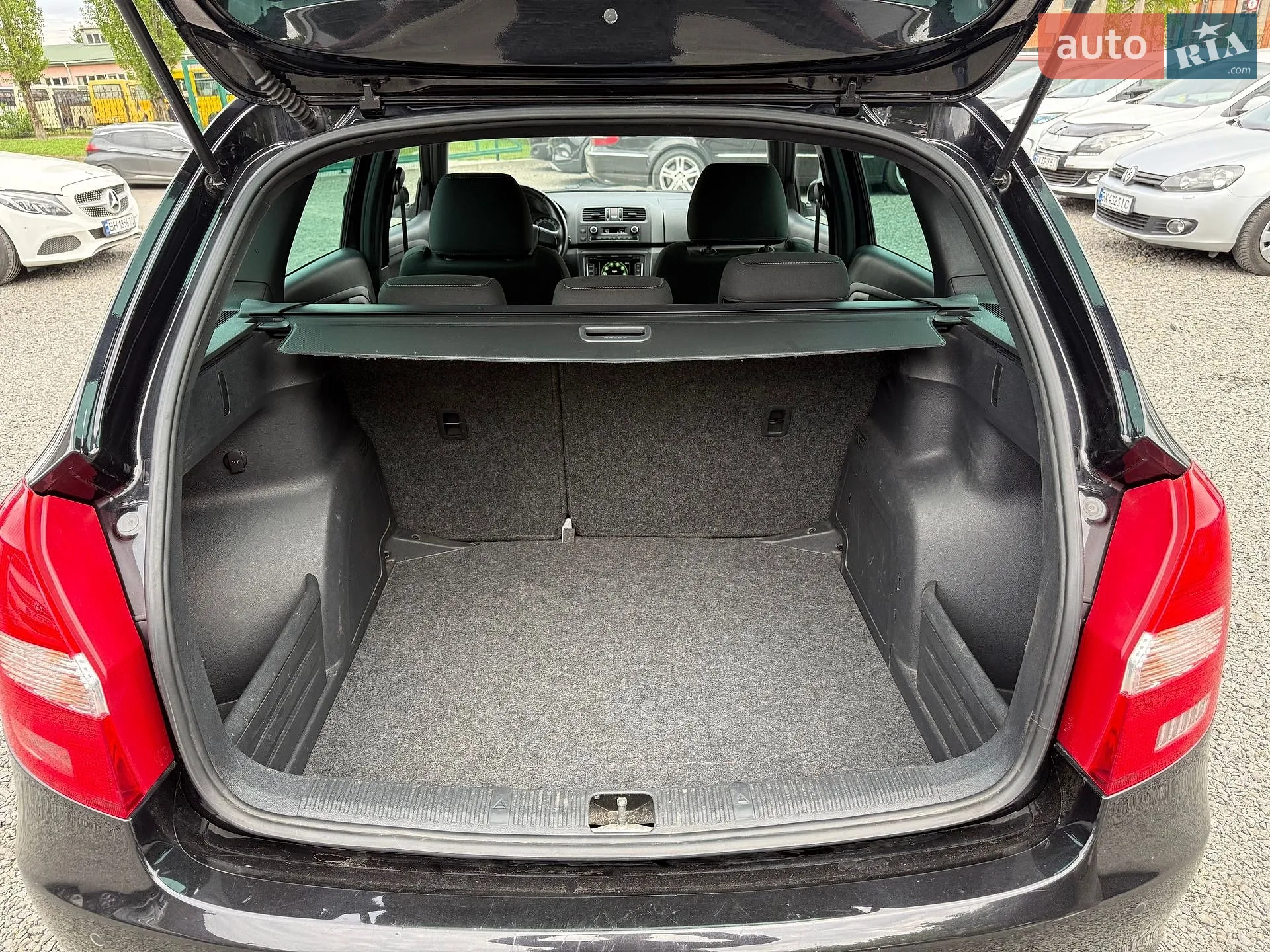 2012 Skoda Fabia - мініатюра 65