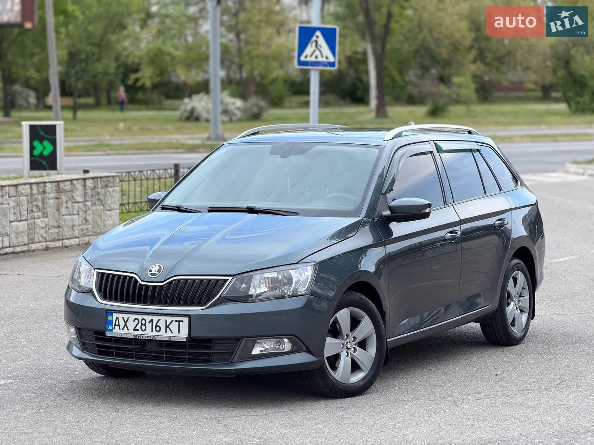 2015 Skoda Fabia - мініатюра 2