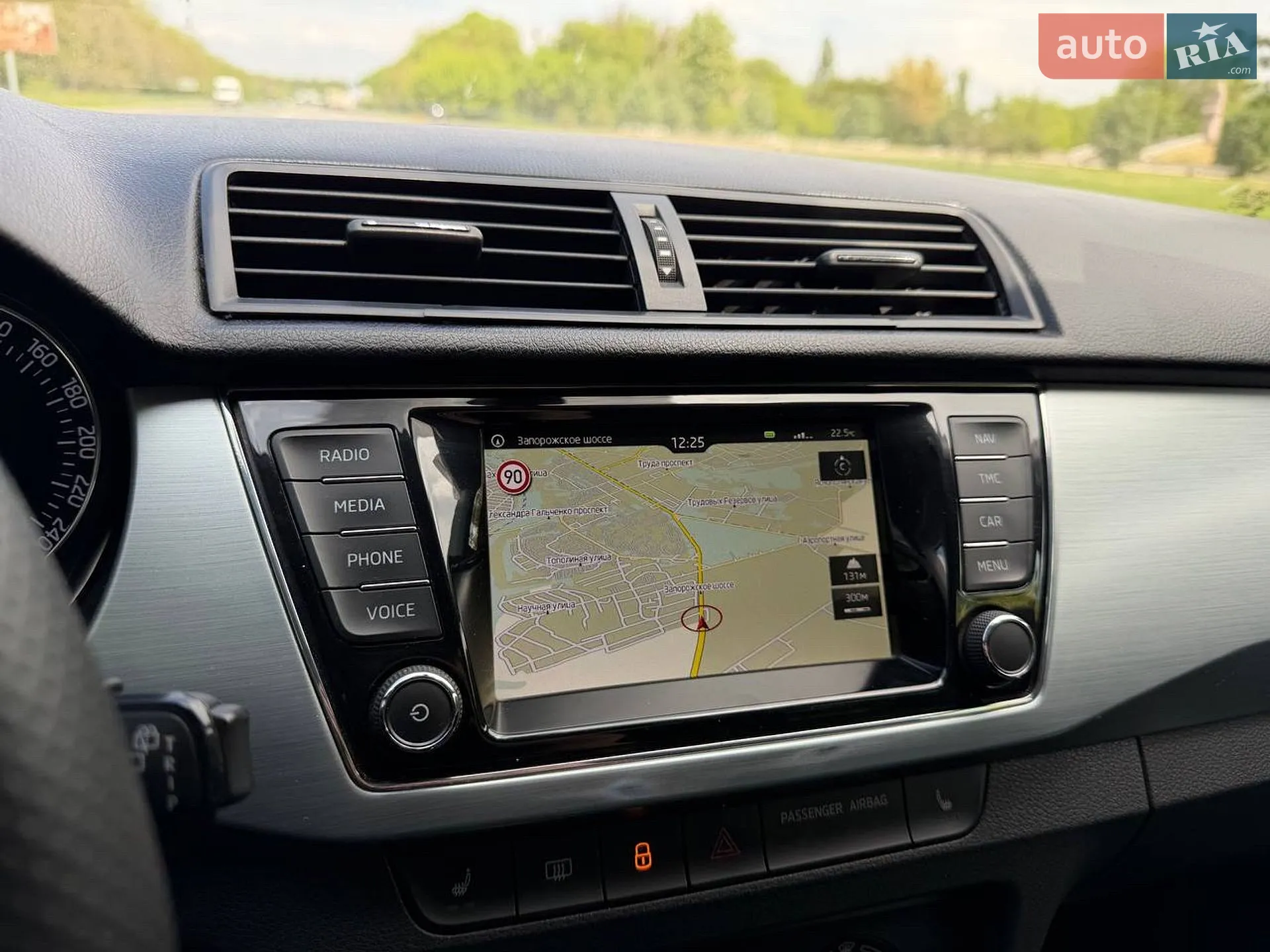 2015 Skoda Fabia - мініатюра 24