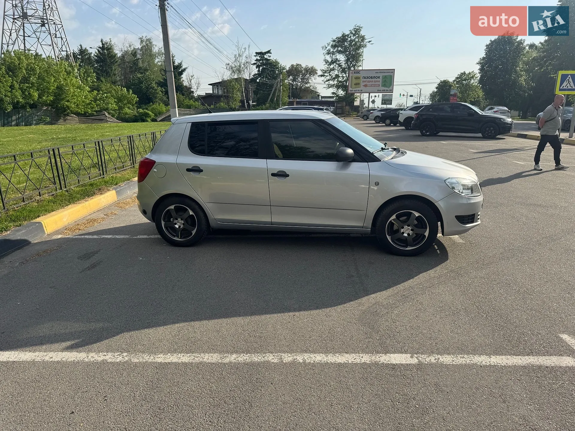2014 Skoda Fabia - мініатюра 3