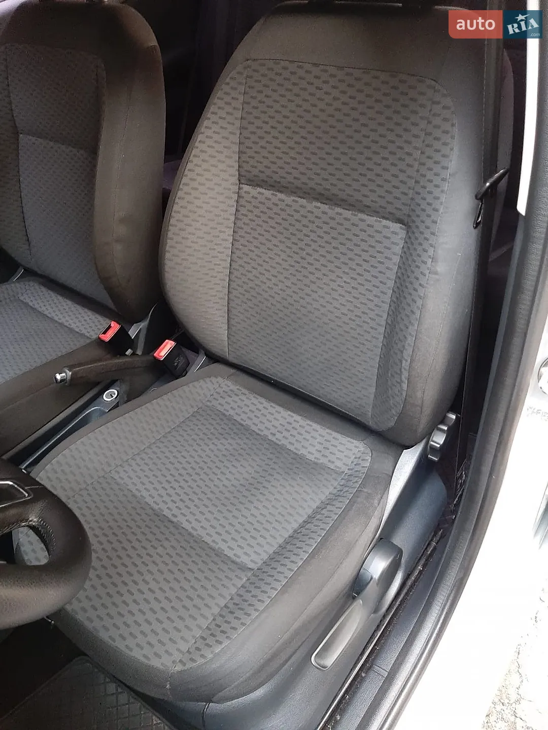 2014 Skoda Fabia - мініатюра 23