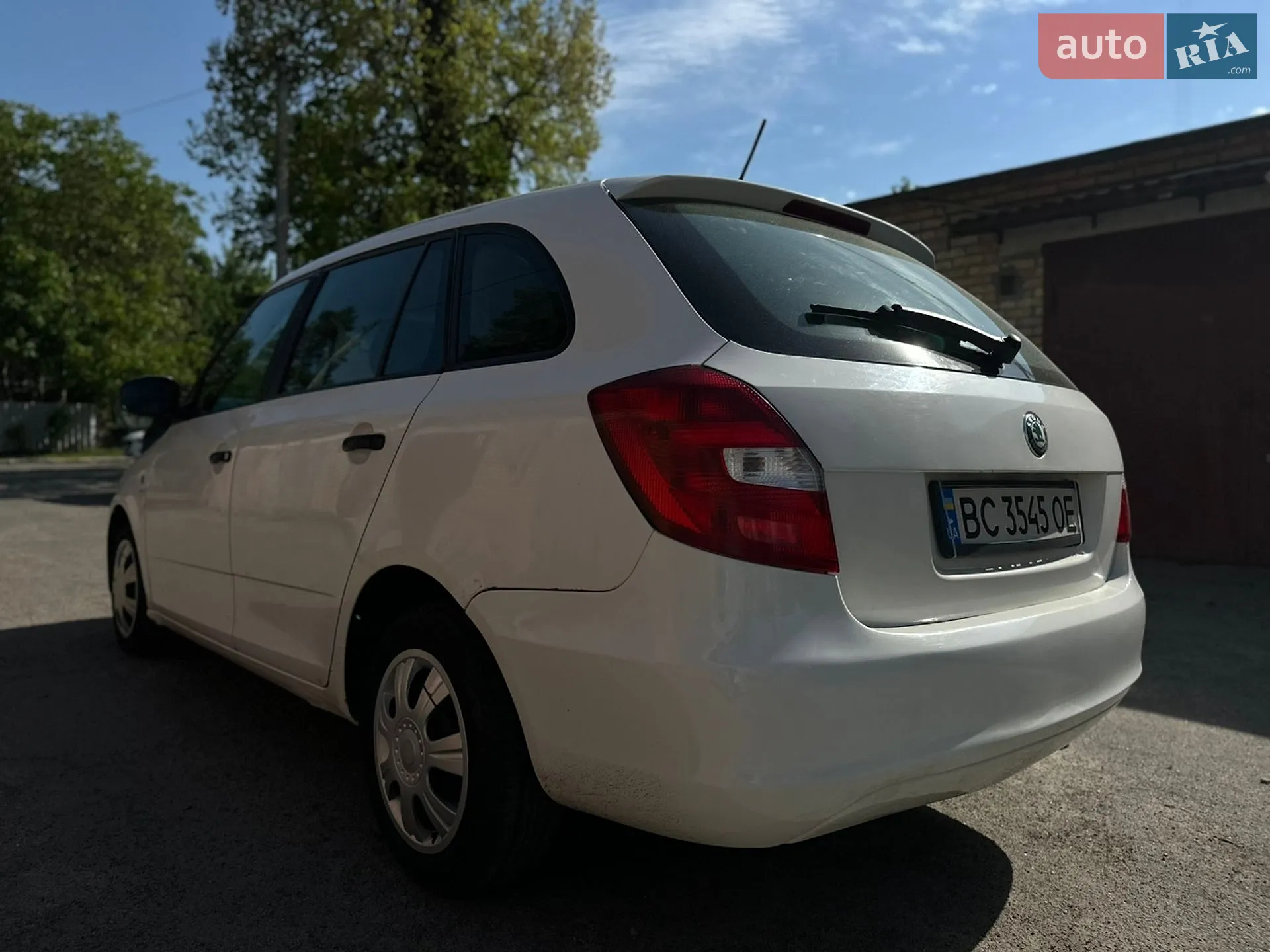2010 Skoda Fabia - мініатюра 5