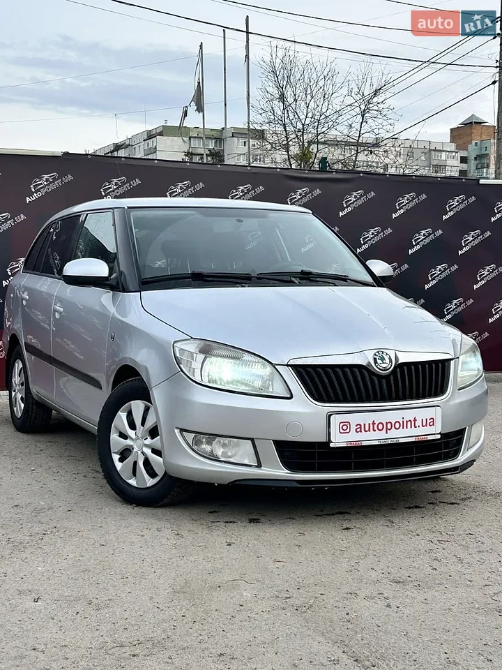 2010 Skoda Fabia - мініатюра 24