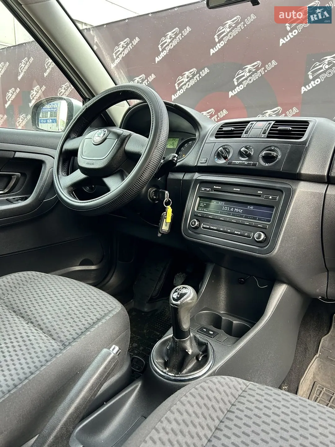 2010 Skoda Fabia - мініатюра 31
